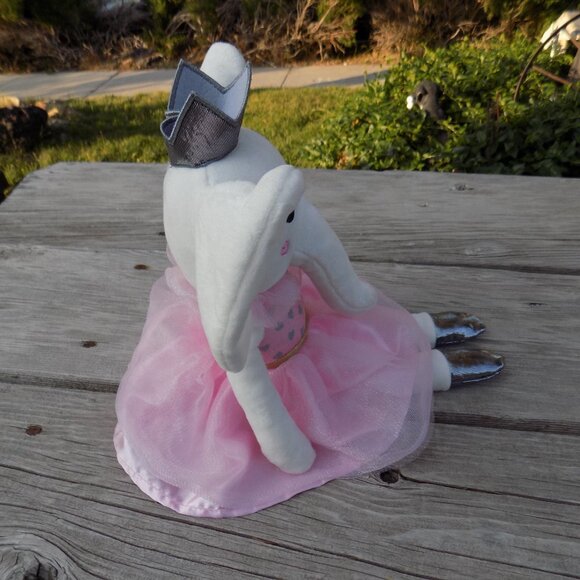 SPARK CREATE IMAGINE ELEPHANT PRINCESS DANCE RATTLE  Plush Stuffed Animal - Picture 8 of 13